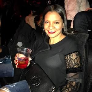 Meet your Posher, Yasmine